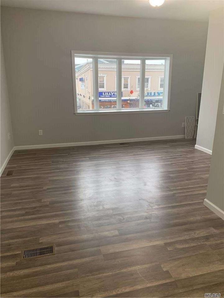 949 West Beech Street - Photo 3 of 7