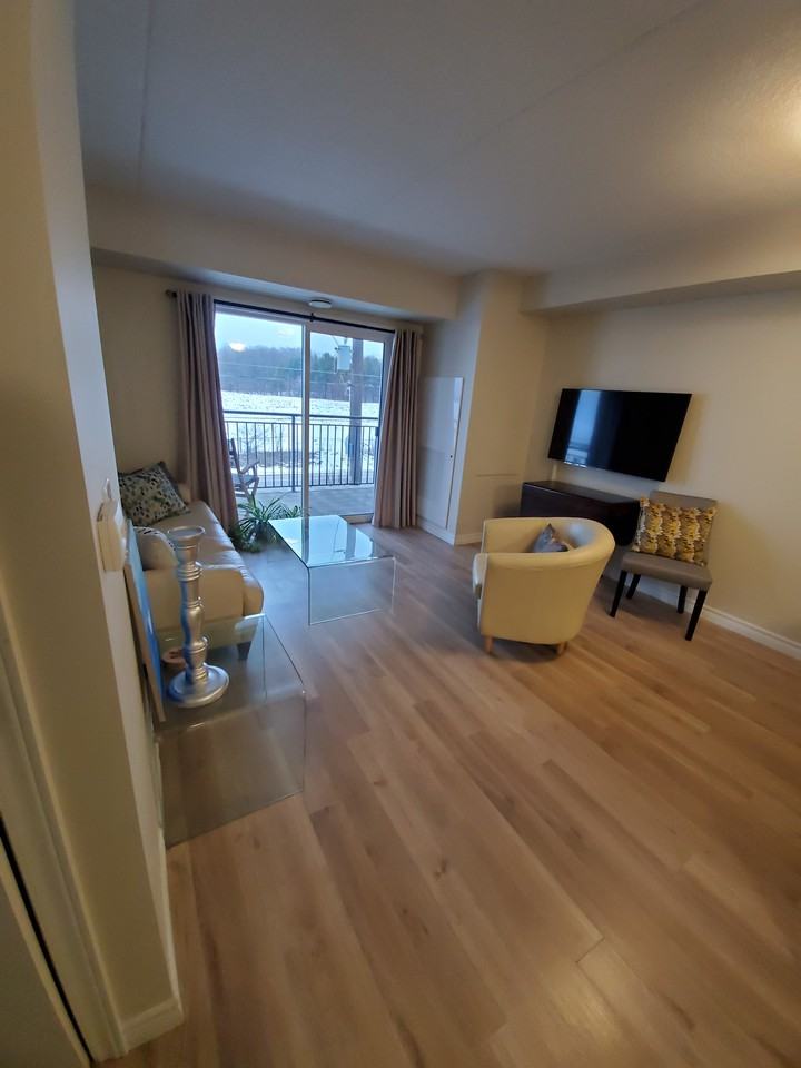 67 Kingsbury Square #303 - Photo 2 of 6