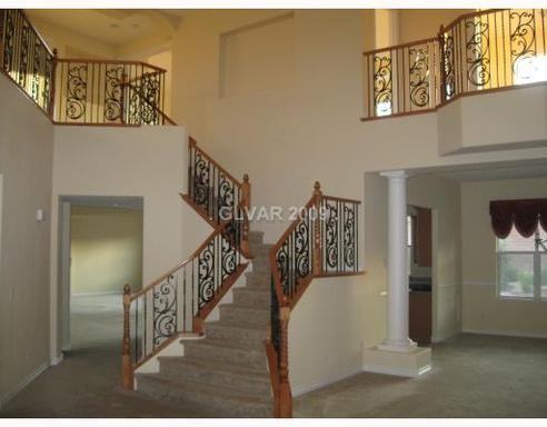 9625 Gondolier St - Photo 2 of 17