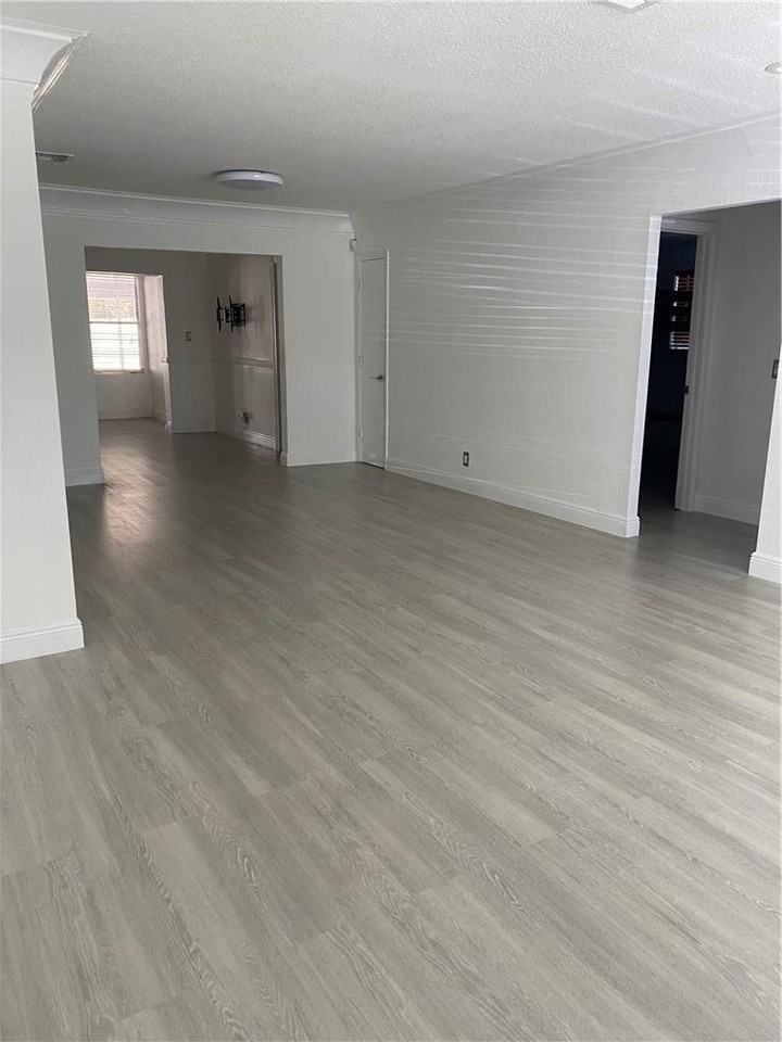 1741 Northeast 39th Street - Photo 3 of 19