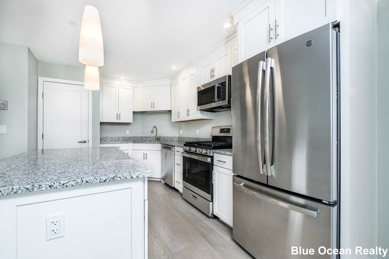 American Legion Highway - Photo 3 of 32