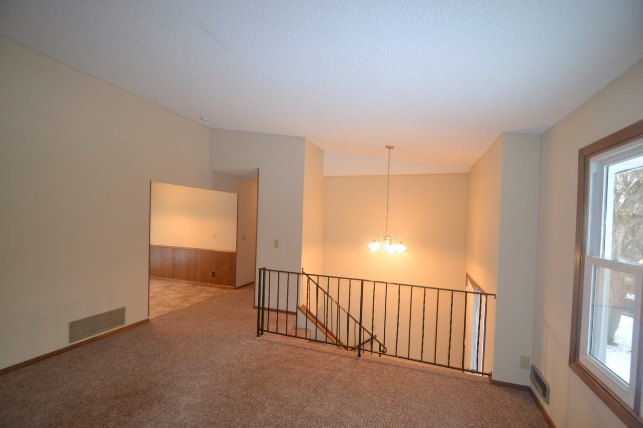 5977 Gumwood Rd - Photo 2 of 11