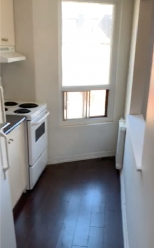 124 Spencer - Photo 3 of 9