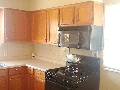 2309 Elizabeth Ave - Photo 2 of 10