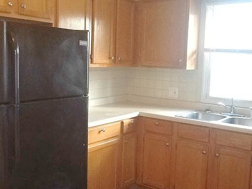 2309 Elizabeth Ave - Photo 3 of 10