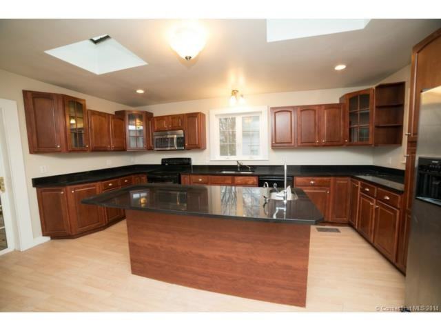 1015 North Road - Photo 2 of 17