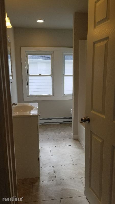 819 819 Cedar Ave 1 - Photo 3 of 7