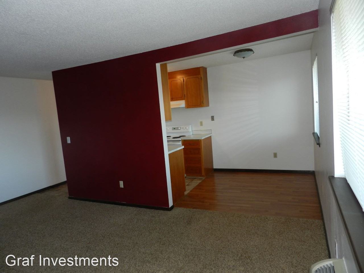 612 Division Street The Ponds - Photo 3 of 8