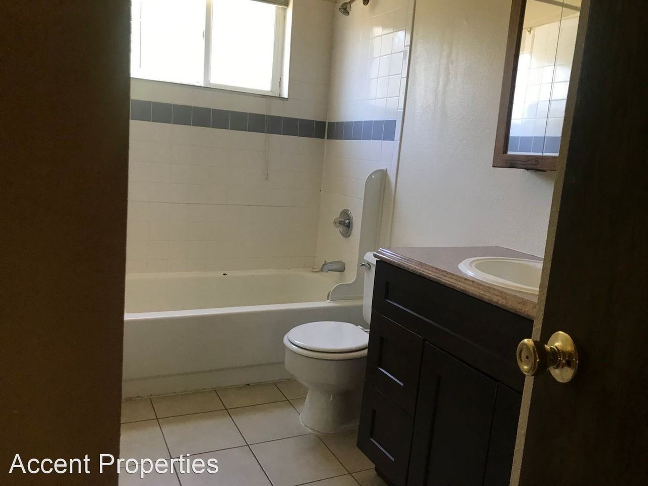 4345 13th St - Photo 2 of 8