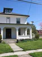 featured image of 33 N Kinzer Rd