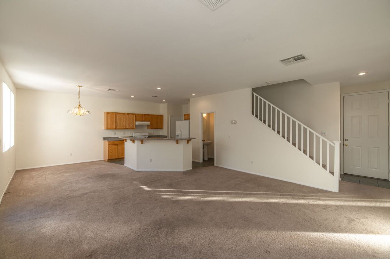 191 Duck Hollow Ave - Photo 3 of 34