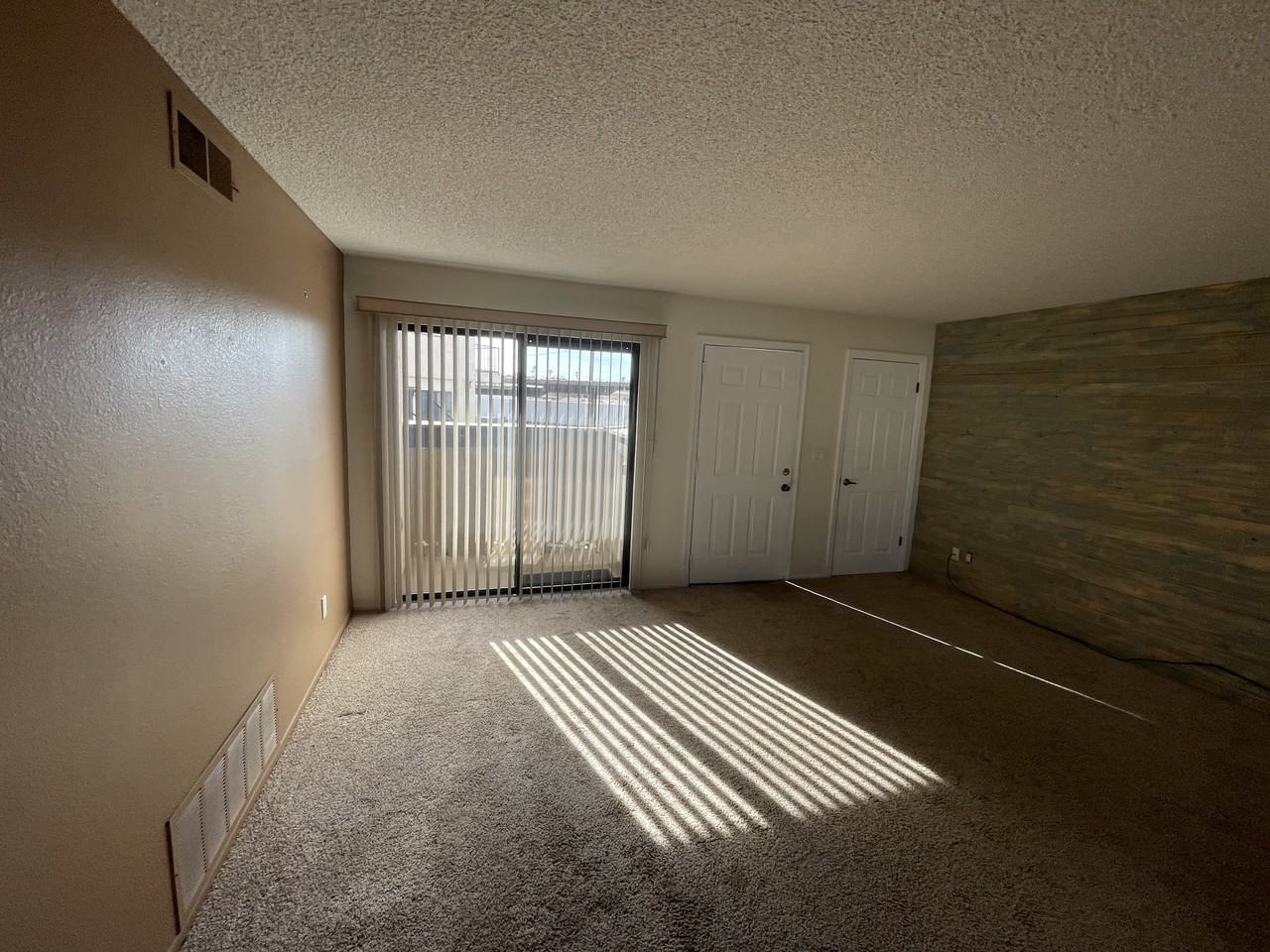 1190 Ramar Rd - Photo 2 of 10