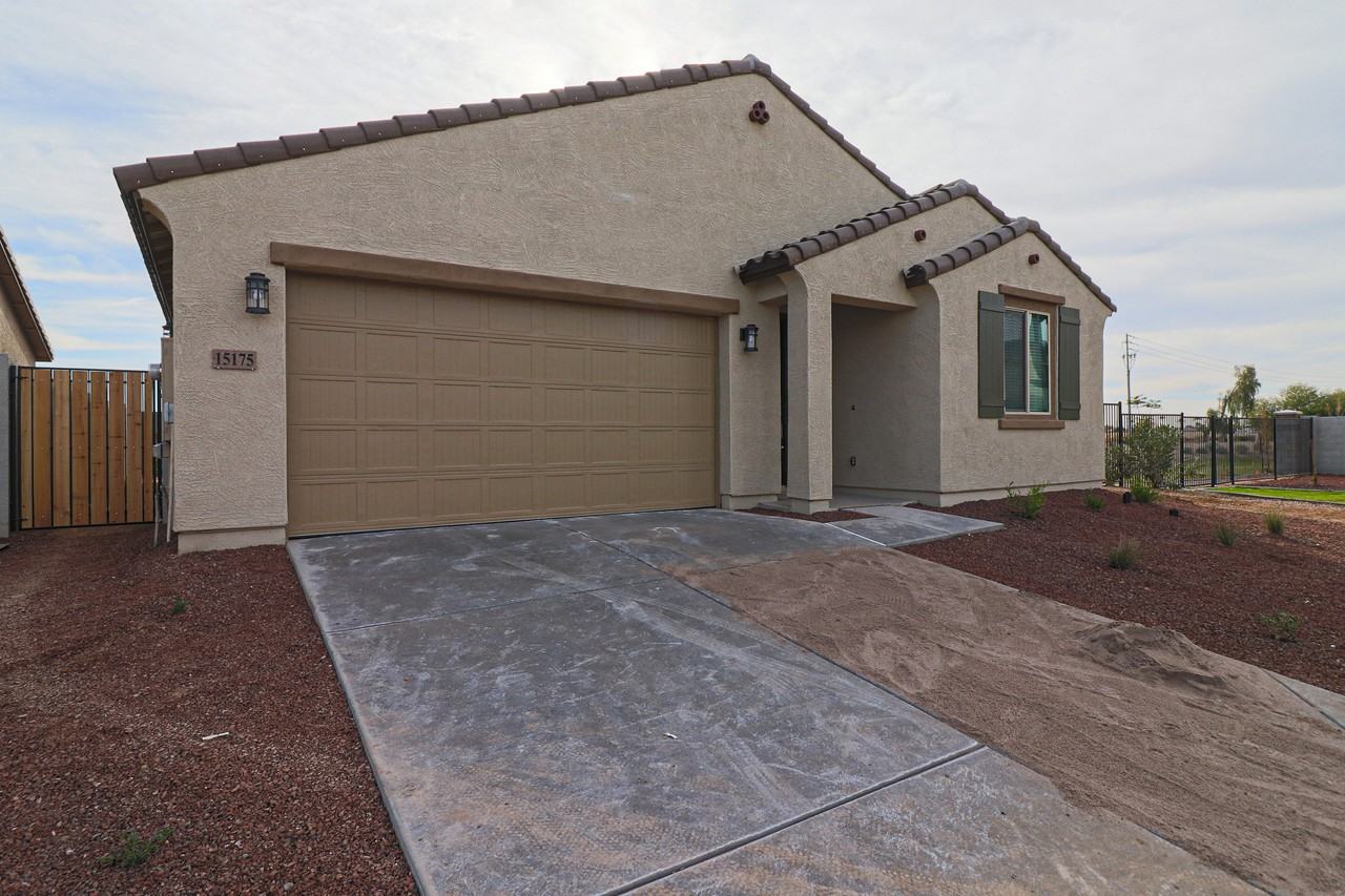 15175 W Desert Bloom St - Photo 3 of 22