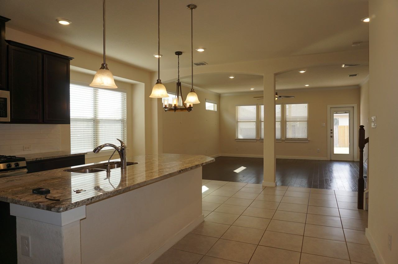 13410 Frio Parke - Photo 2 of 27