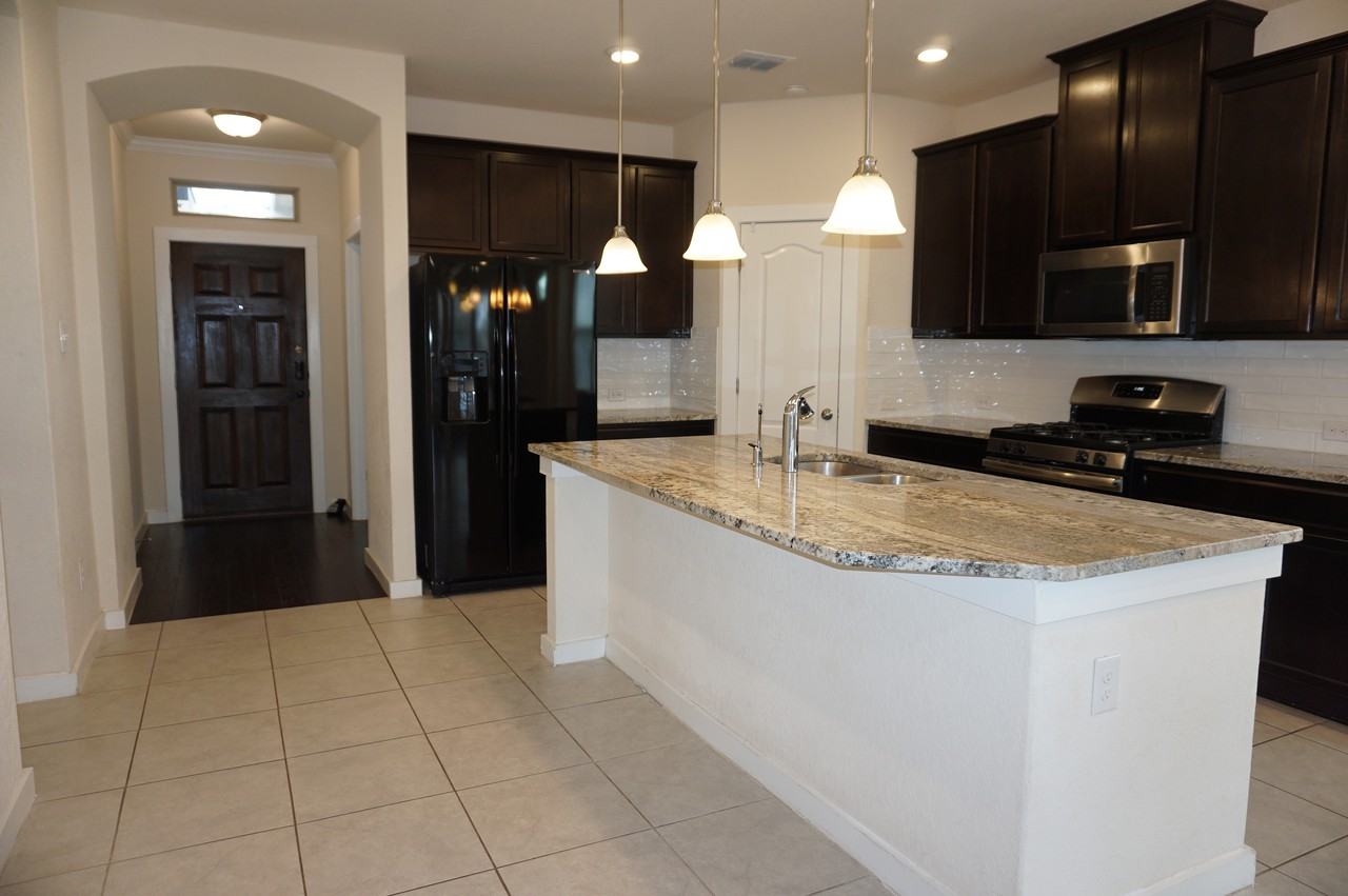 13410 Frio Parke - Photo 3 of 27