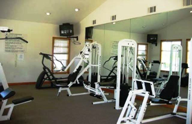 3601 E 103rd Cir - Photo 5 of 17