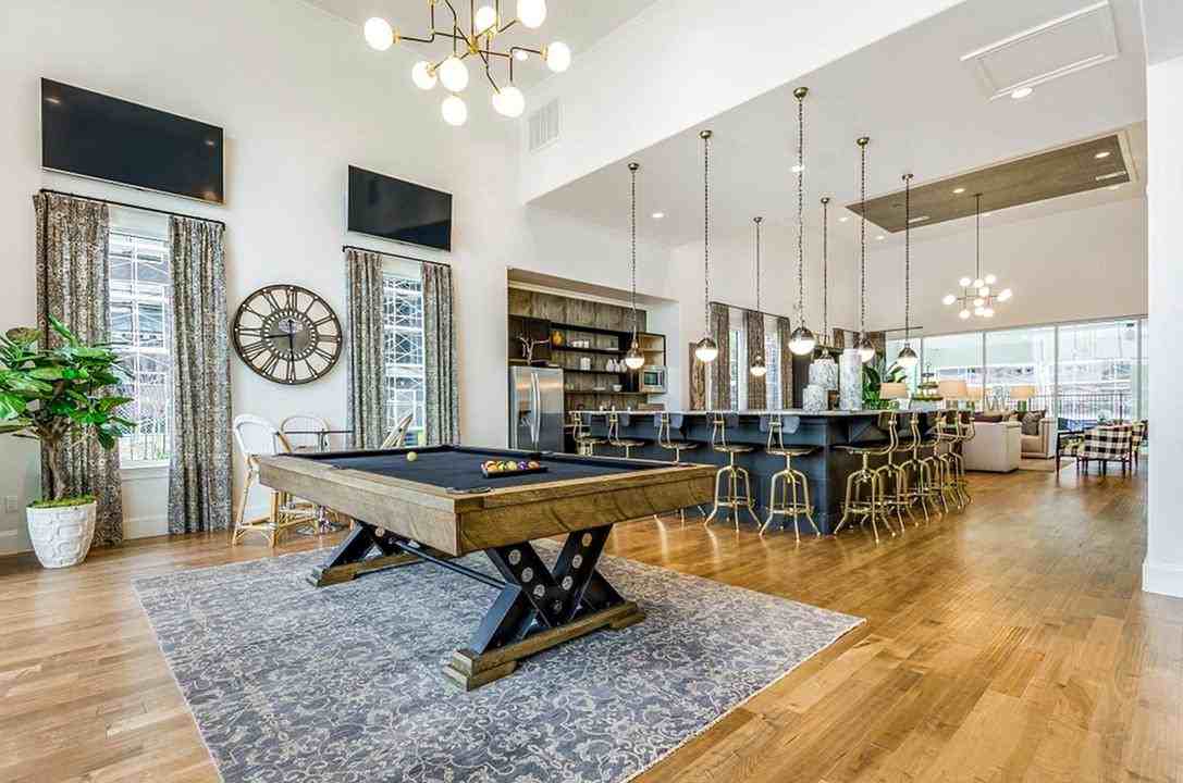 Berkshire Creekside - Photo 7 of 44