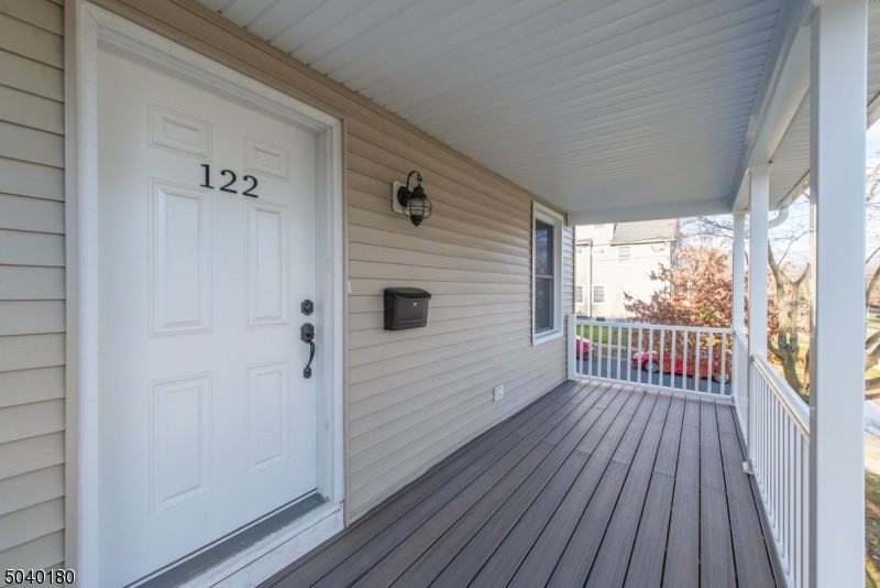122 N Fullerton Ave Unit 2 - Photo 2 of 22