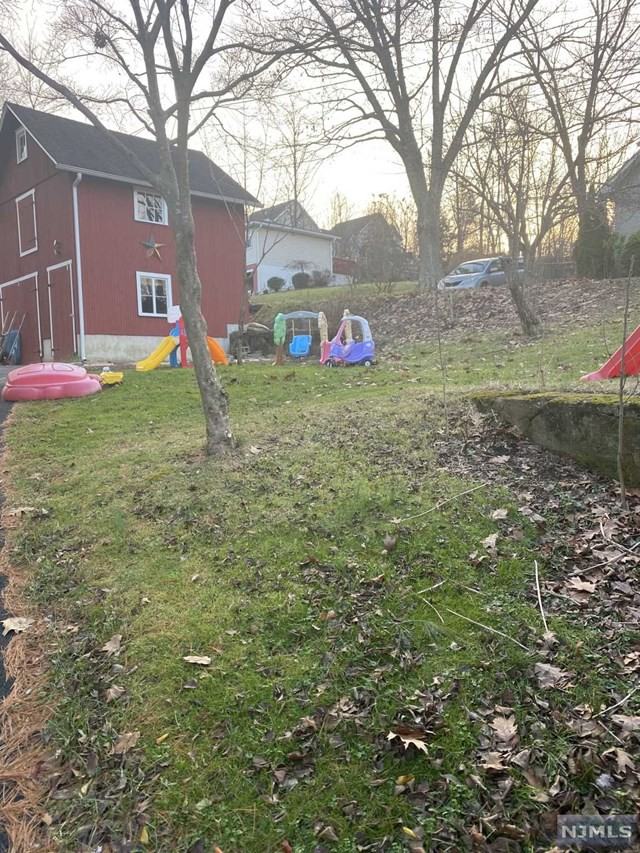 62 Main St - Photo 3 of 20