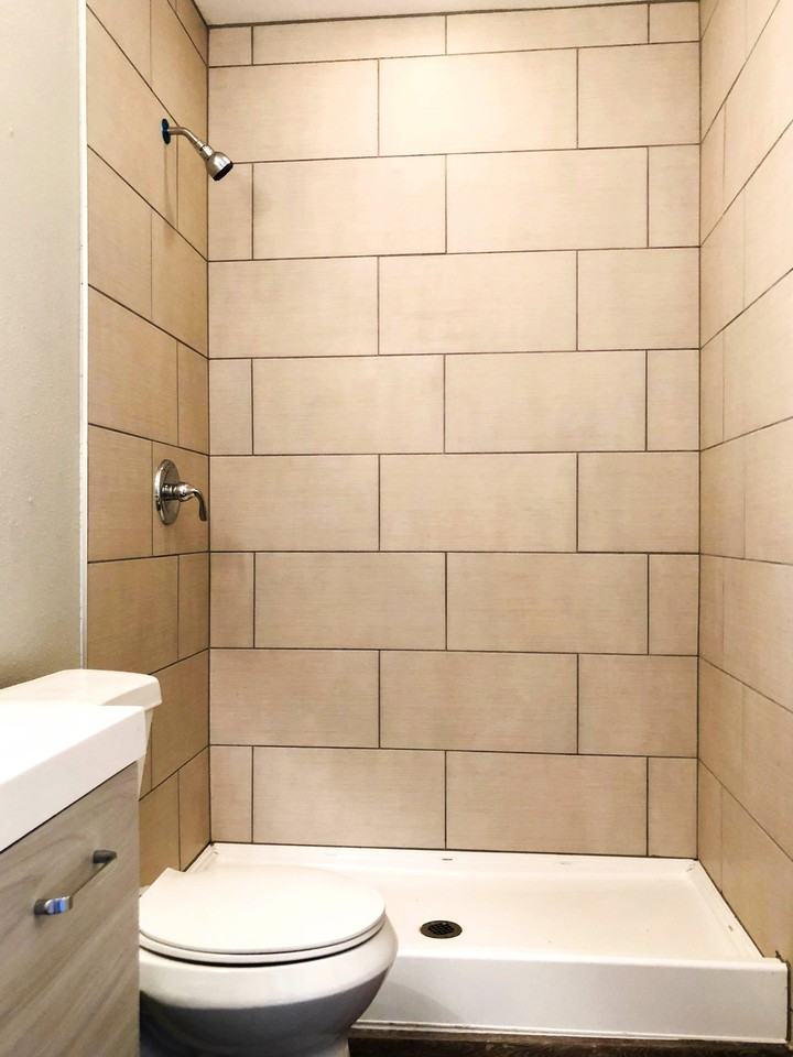 2725 E 33rd Ave - Photo 3 of 17