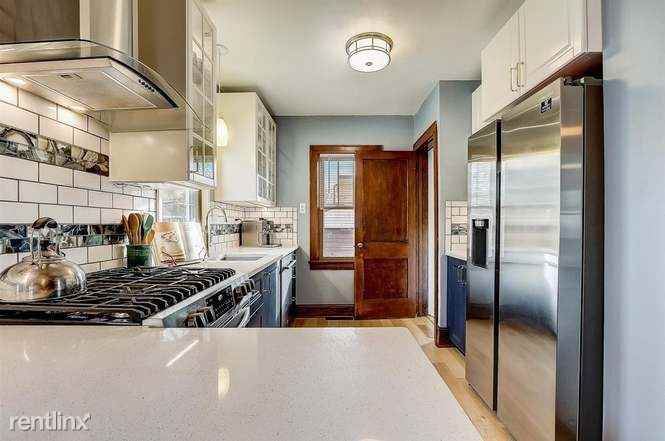 4115 E 54th St - Photo 3 of 17