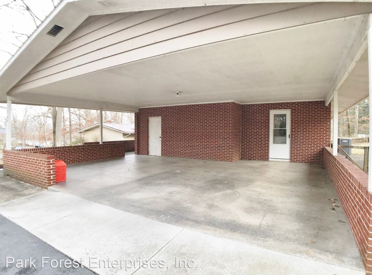 1904 N Oak Ln - Photo 2 of 21