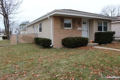 3002 E Vogel Ave - Photo 2 of 8