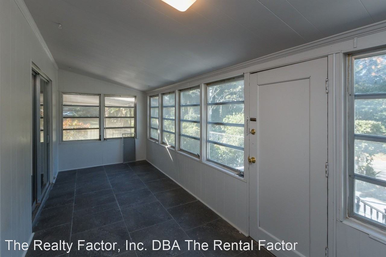 835 Cathcart Ter - Photo 2 of 19