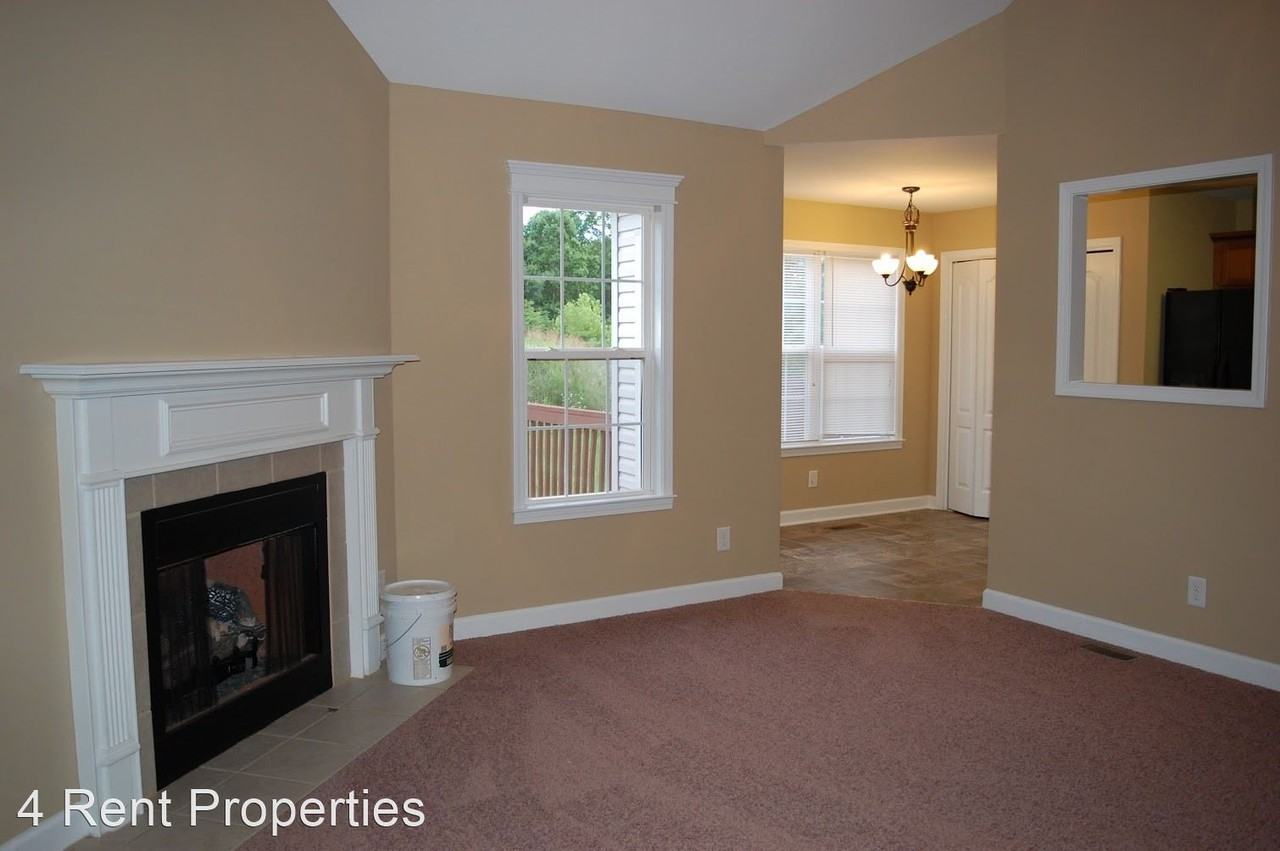 496 Cedar Valley Dr - Photo 2 of 20