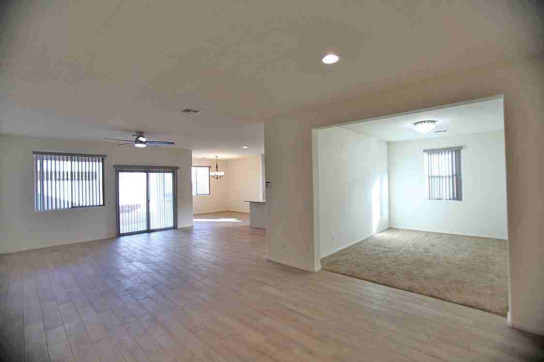 6930 W Townley Ave - Photo 3 of 28