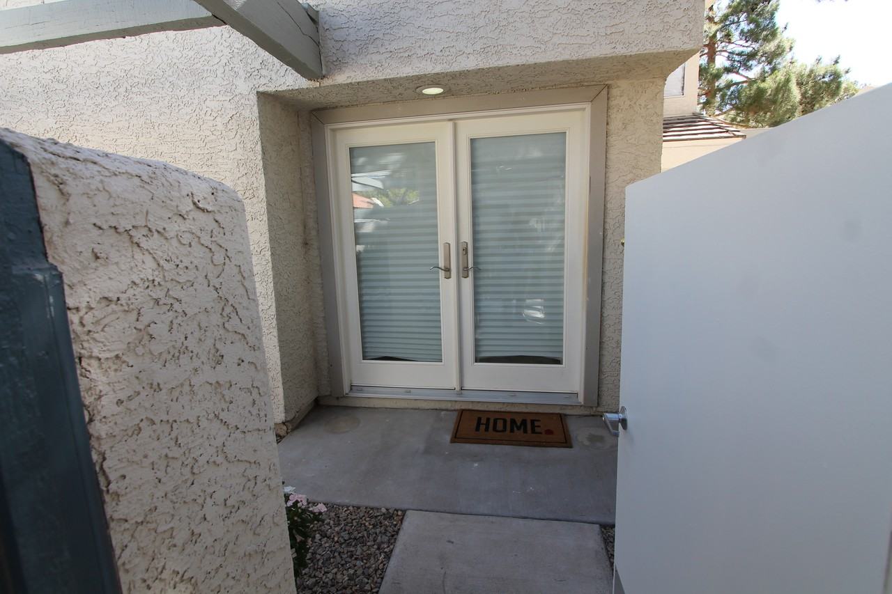 2748 Lodestone Dr - Photo 3 of 25