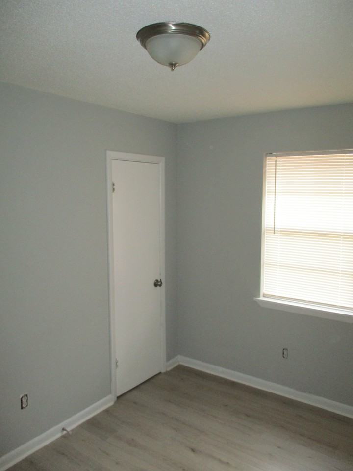 103 Overland Trl - Photo 3 of 12