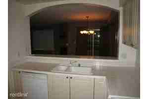 Sammamish Hills Condominiums - Photo 2 of 9