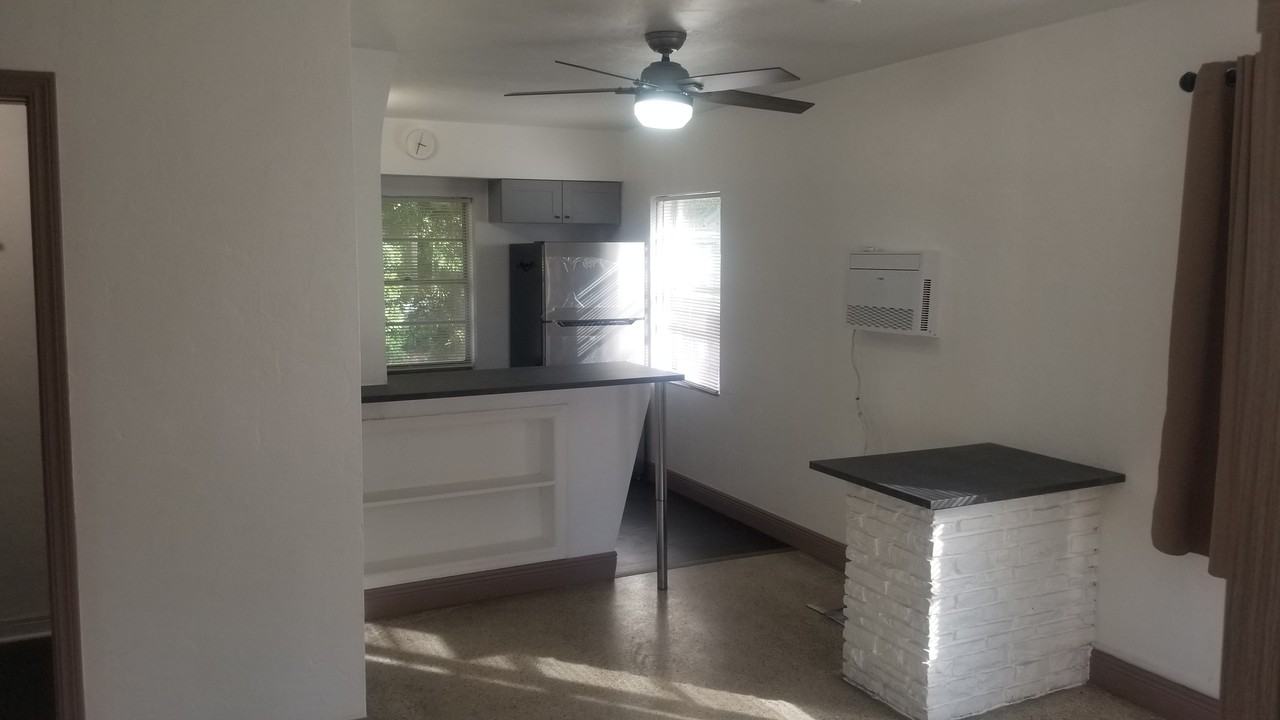 MADISON515 - Photo 2 of 74