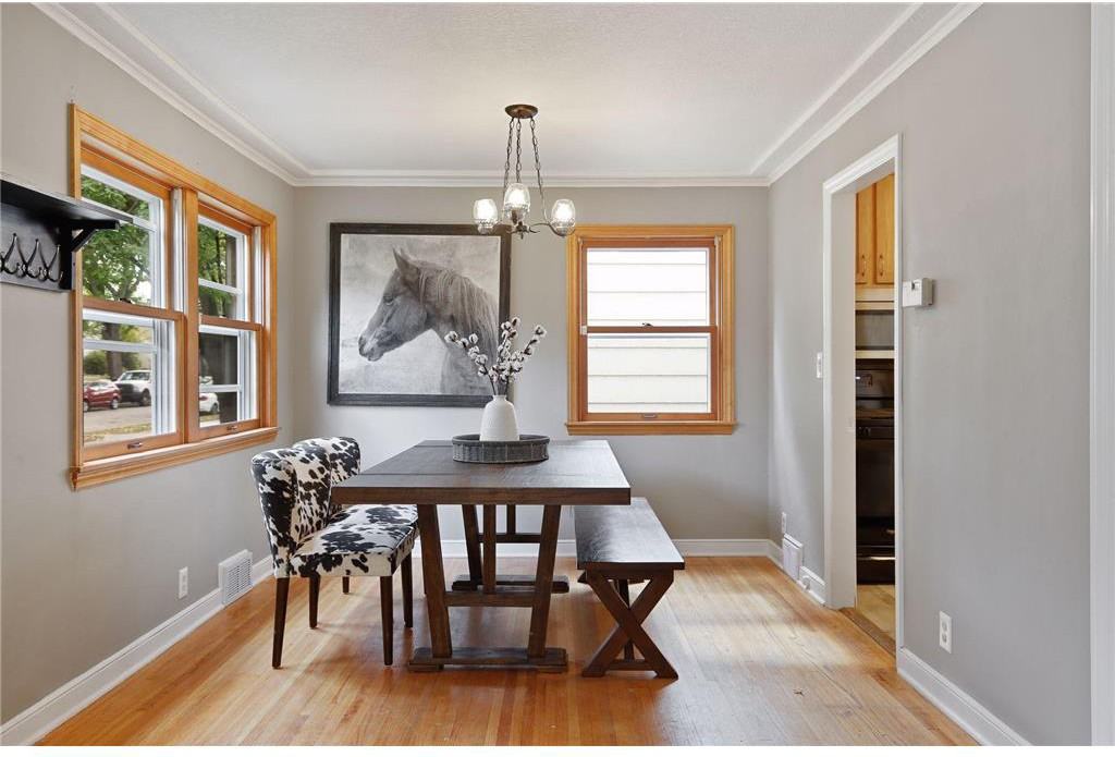 5320 30th Ave S - Photo 2 of 34