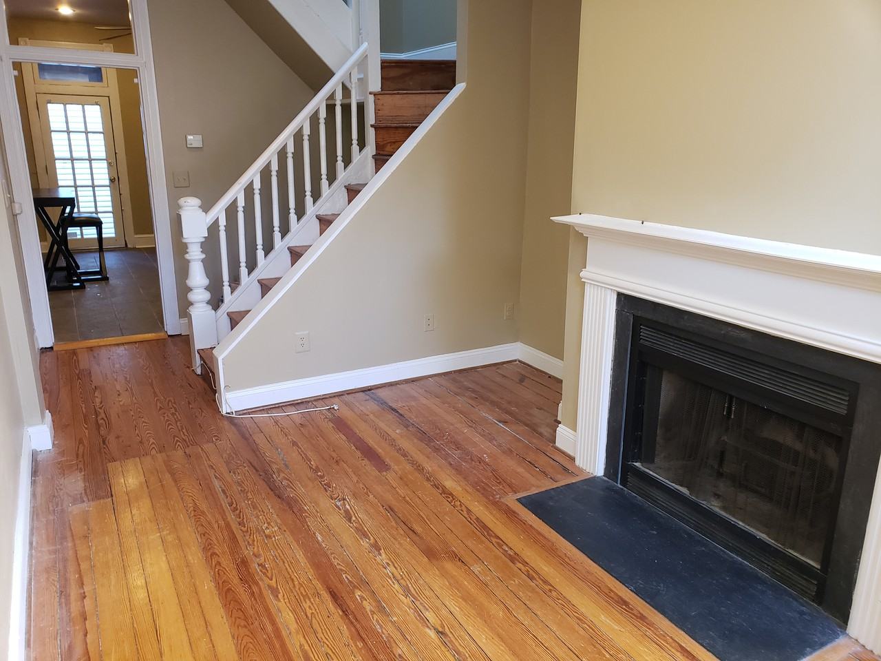 1104 William St. - Photo 2 of 35
