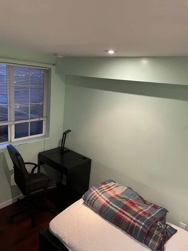 25 Teddy Avenue - Photo 2 of 4