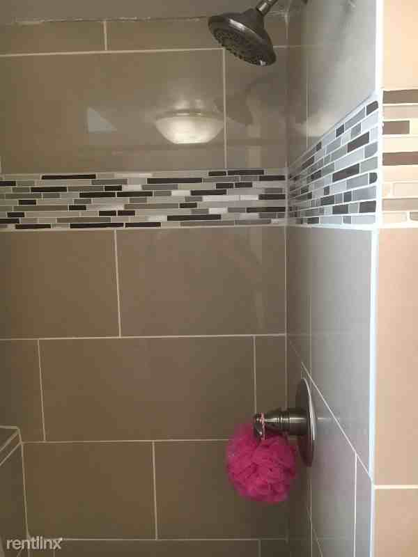 1128 Elm St - Photo 3 of 14