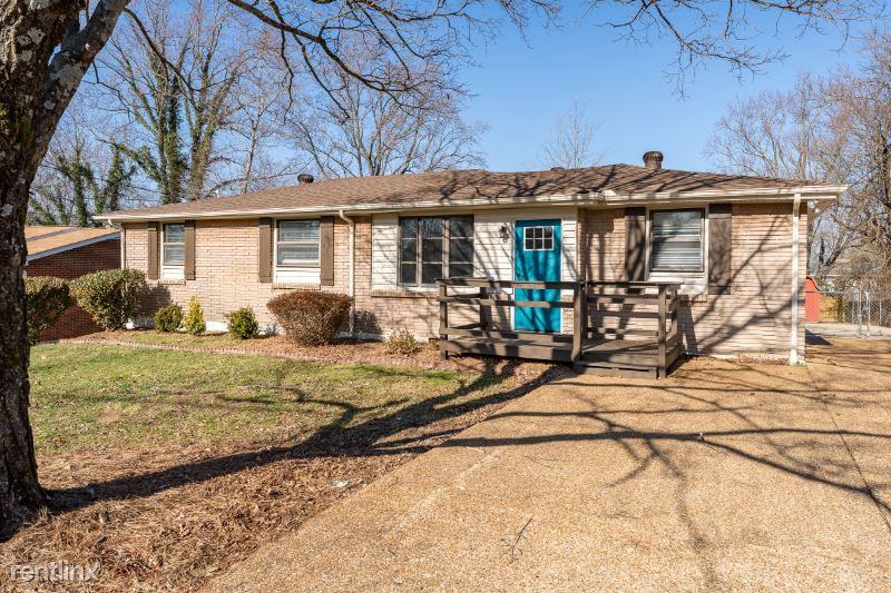 276 Penfield Dr - Photo 2 of 31