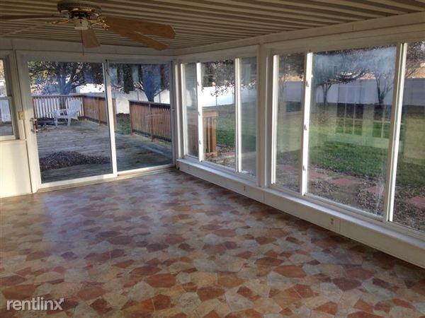 4071 County Rd W 50 S - Photo 3 of 6