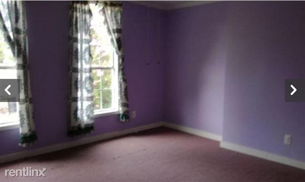 1310 S Porter St - Photo 3 of 10