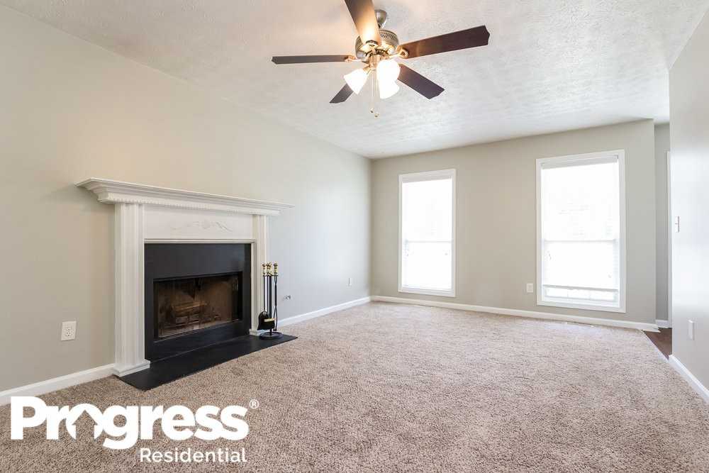 2580 Candler Way Sw - Photo 2 of 15