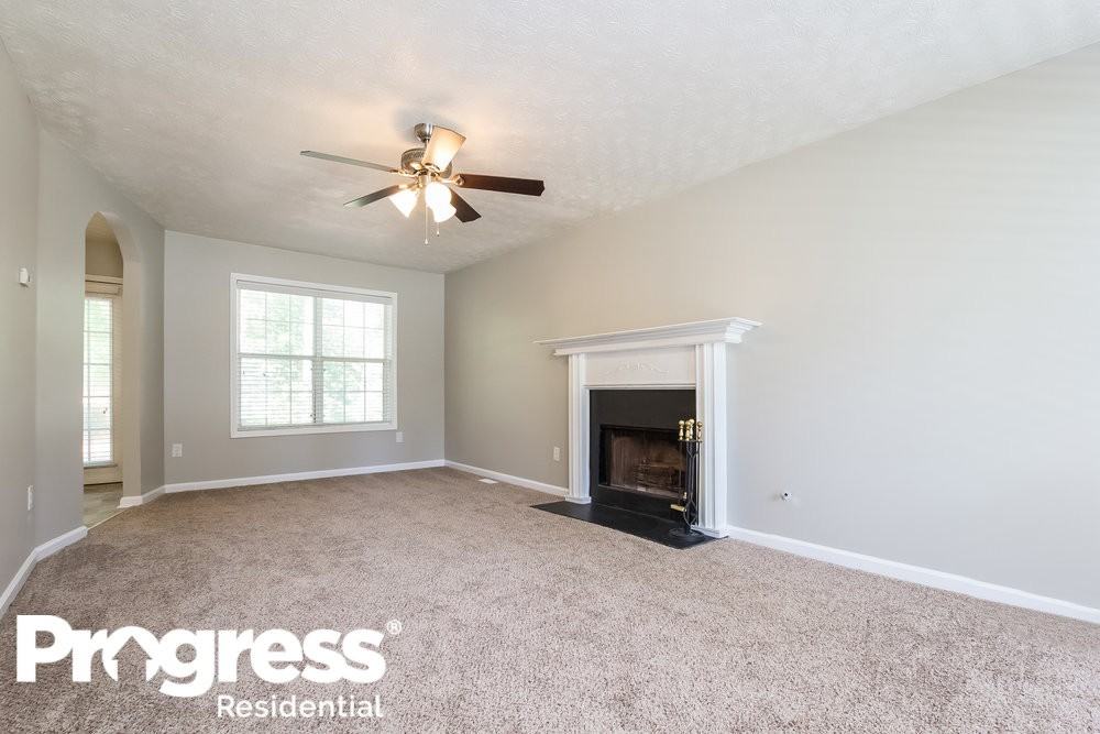 2580 Candler Way Sw - Photo 3 of 15