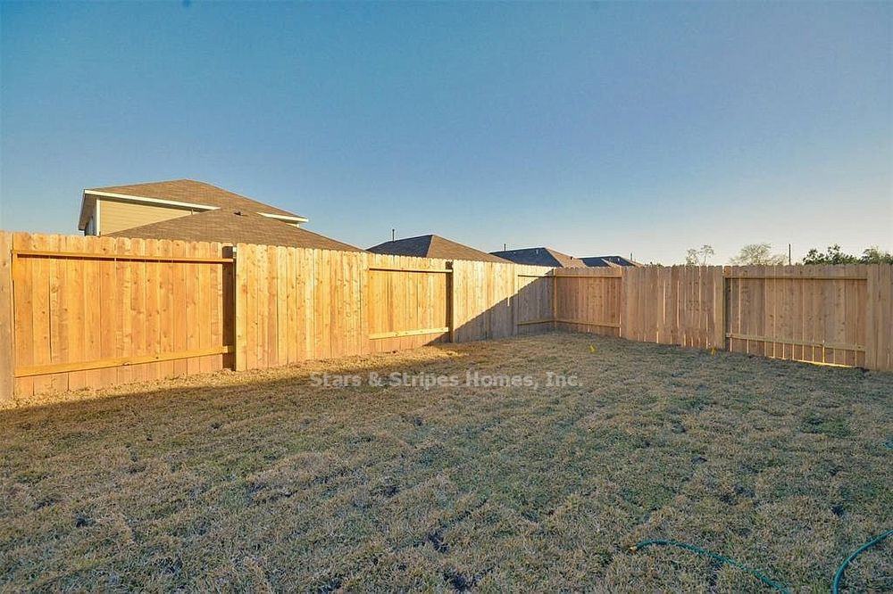 24726 Winema Wood Ln - Photo 2 of 19