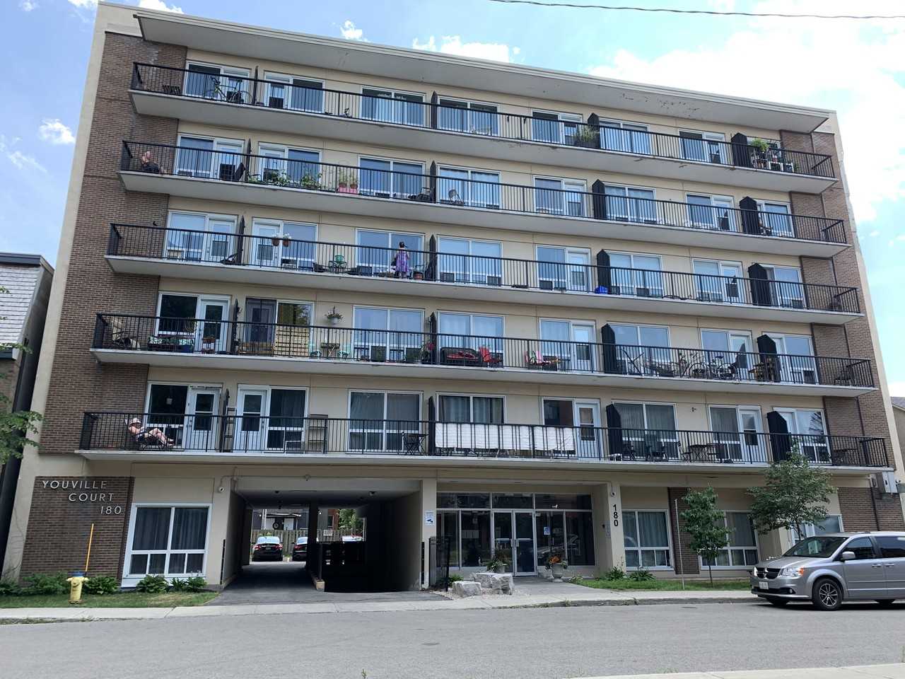 180 Bruyère Street #304