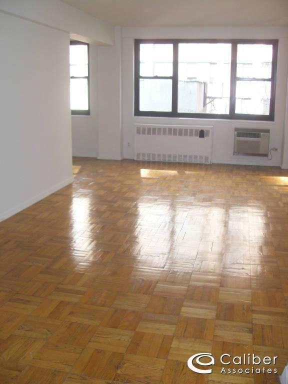 E 39th St #SAM9
