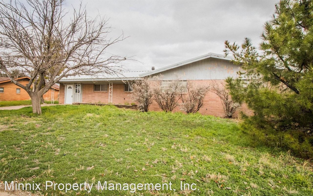 1906 N Pecos St - Photo 3 of 25