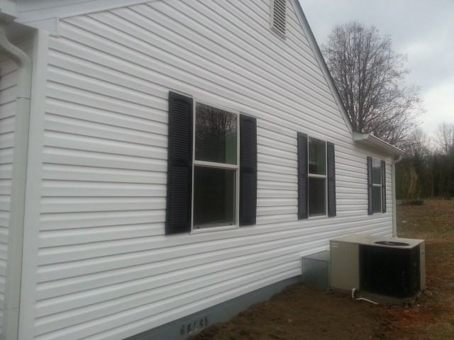 6618 Shallowford Rd - Photo 3 of 41