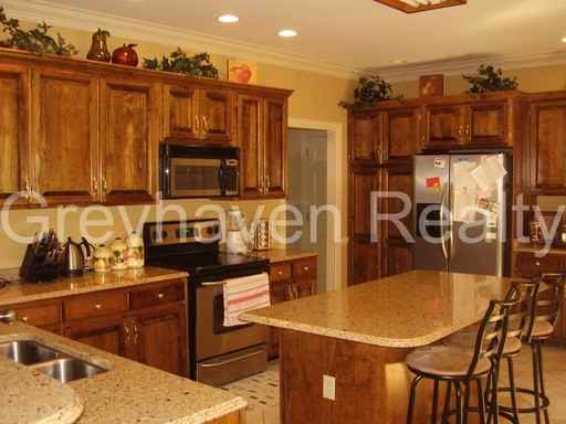 6400 Knightsbridge Rd - Photo 3 of 7