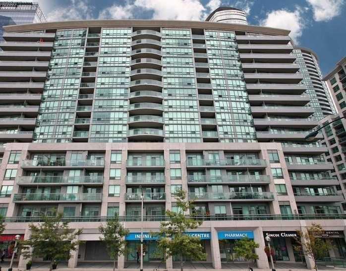 51 Lower Simcoe St #527